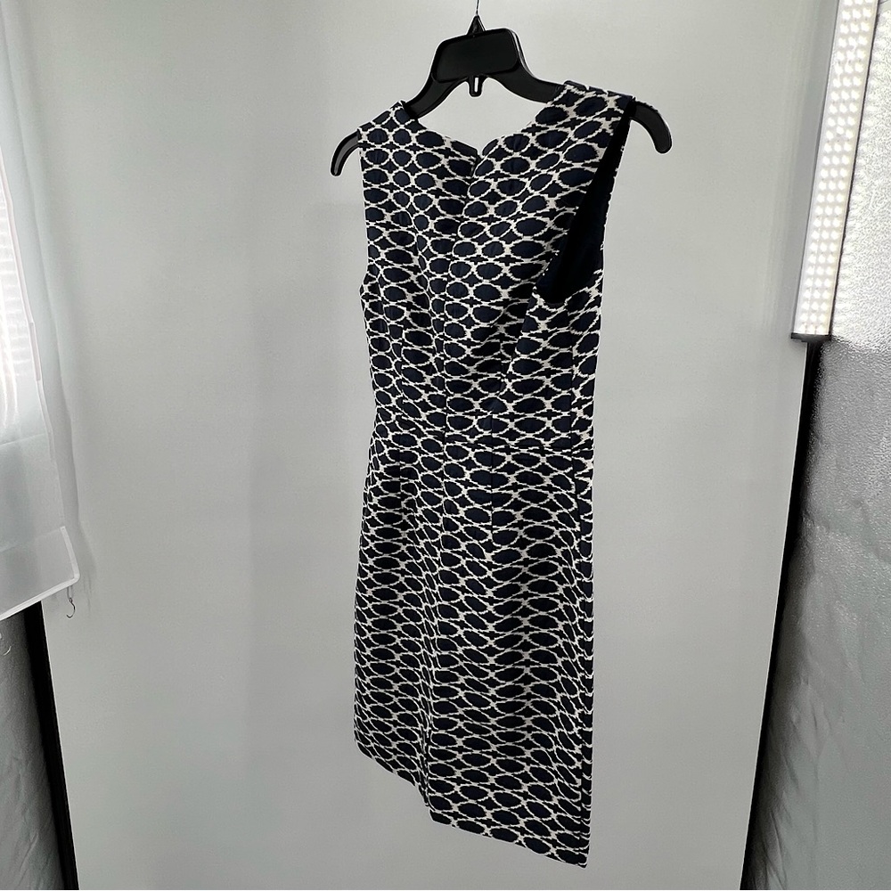 The Limited, petite 00, Navy cocktail dress